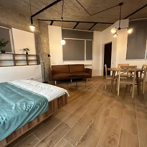 Liberty Square N4, In Next To Courtyard Marriott Апартаменты